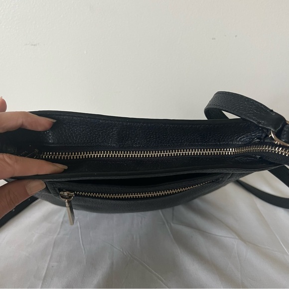 Kate Spade New York
LEILA TOP ZIP CROSSBODY Black Leather - Picture 9 of 16